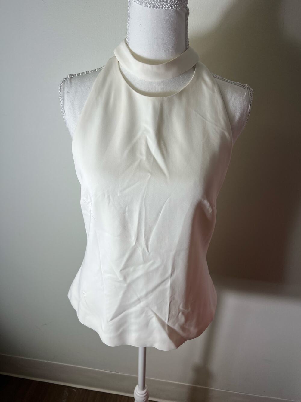 Cushnie Et Ochs Cream Sleeveless Choker Cutout Top sz 6